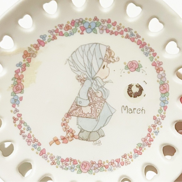 Vintage 1994 Precious Moments Miniature Ceramic Decorative Plate March Flowers - Picture 2 of 10